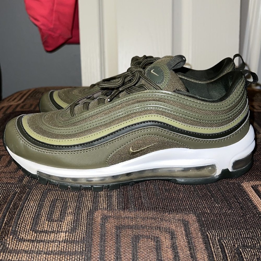 Women’s Nike Air Max 97